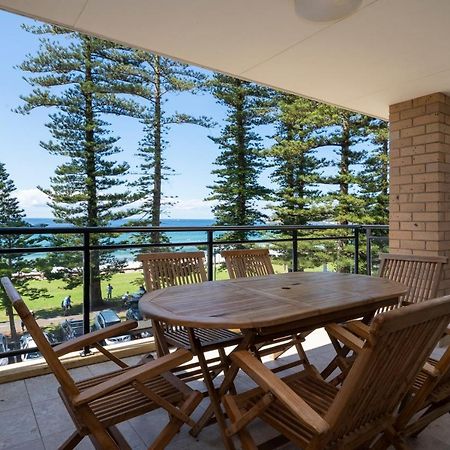 Manly Beachfront Apartment Bagian luar foto