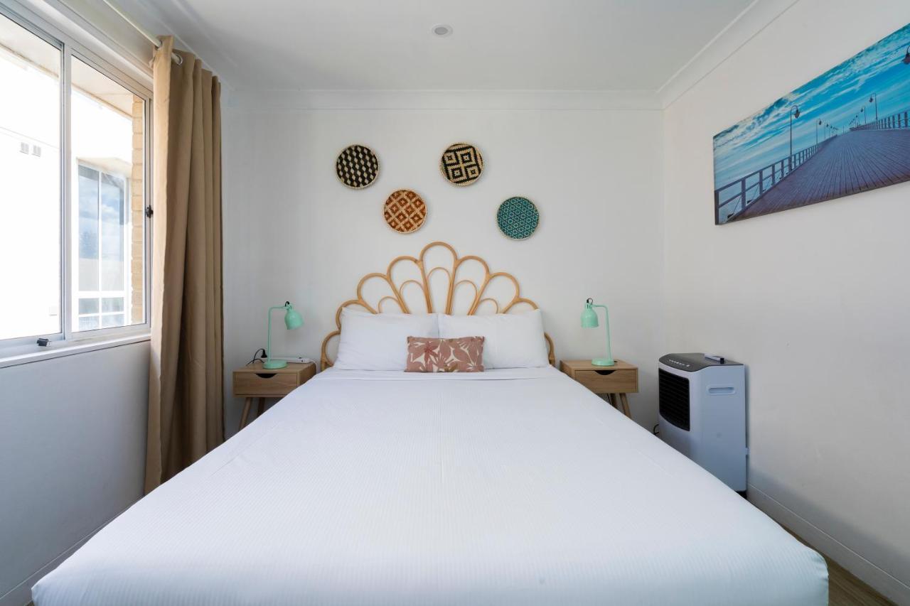 Manly Beachfront Apartment Bagian luar foto