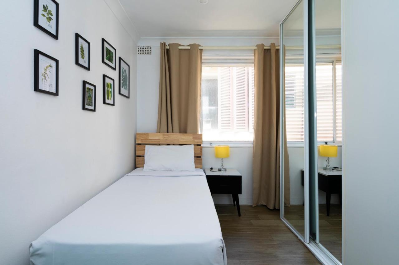 Manly Beachfront Apartment Bagian luar foto