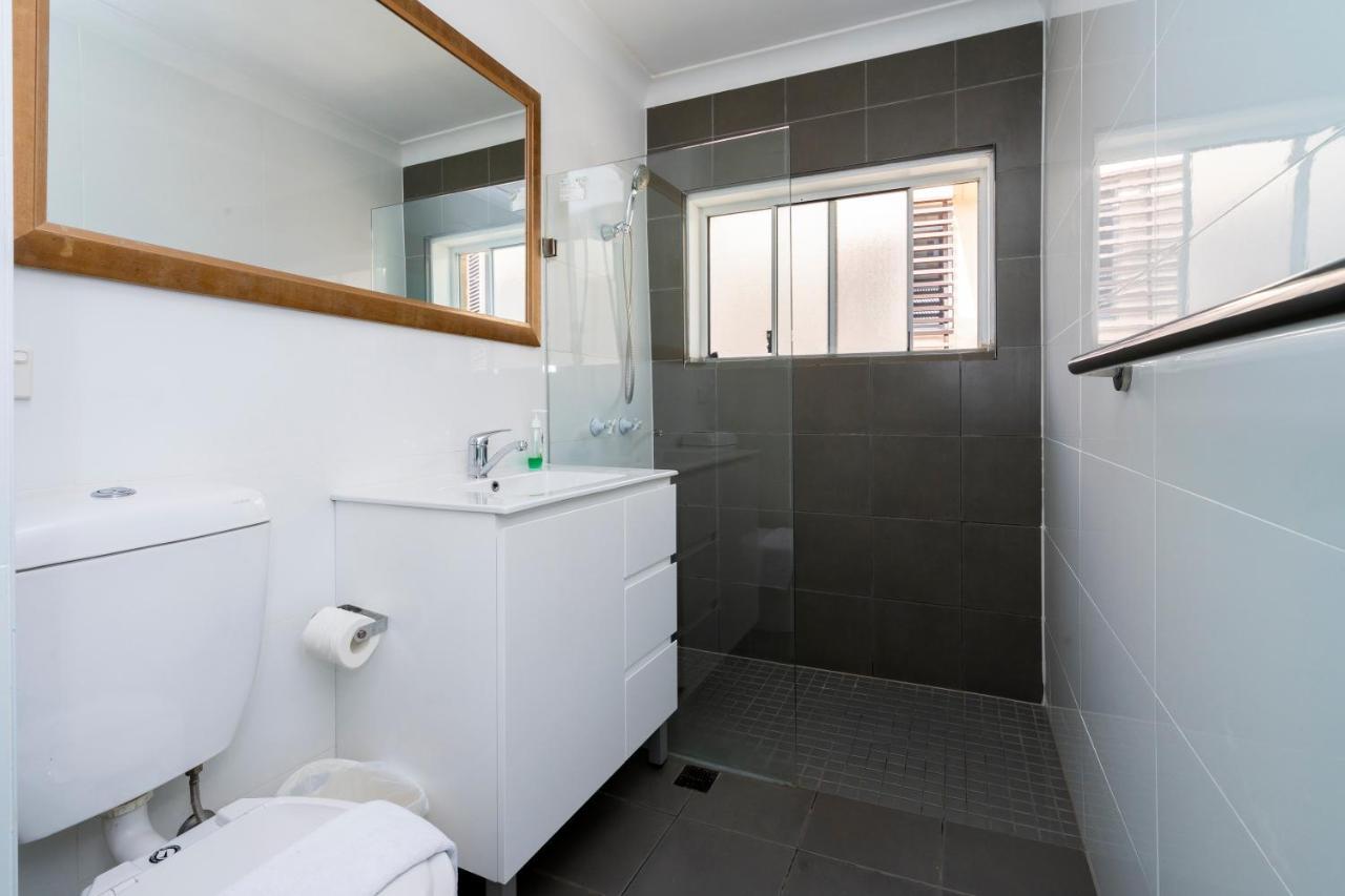 Manly Beachfront Apartment Bagian luar foto