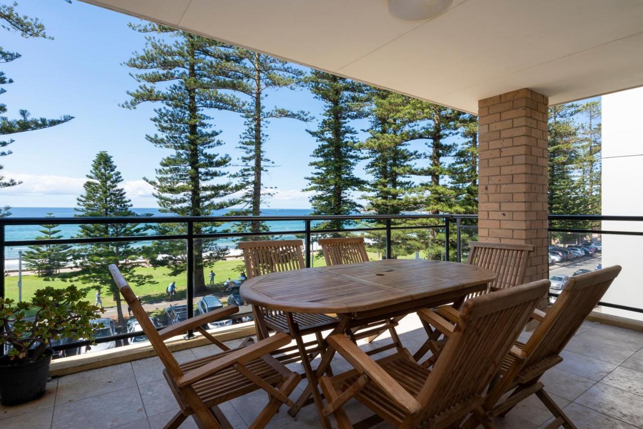 Manly Beachfront Apartment Bagian luar foto